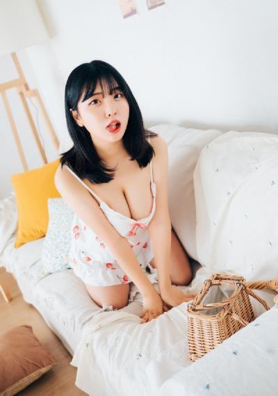 色眯眯影院_成长在线视频免费观看