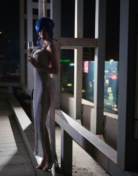 丝袜美女影院_720高清在线
