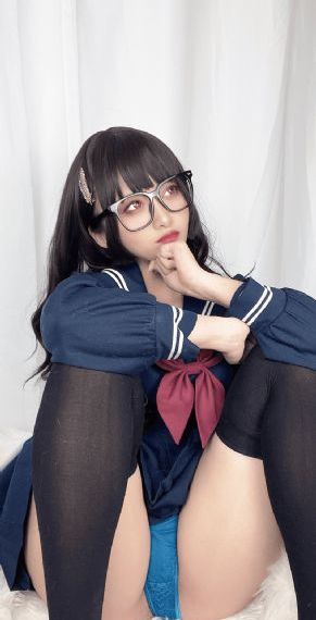av一卡二卡三卡_DVD在线观看高清