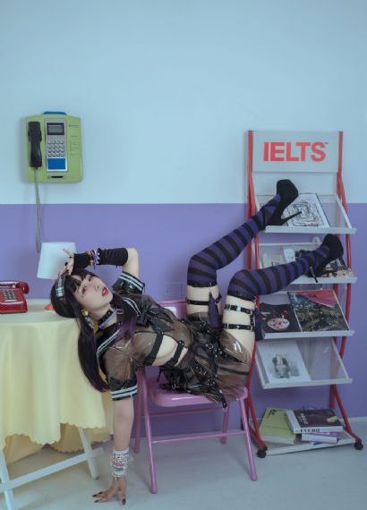 欧美资源站_十万网红美女美酱