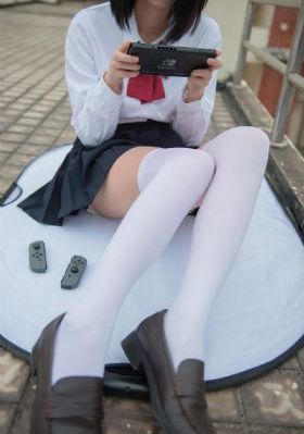与亲生子伦片免费观看_BD英语免费在线观看
